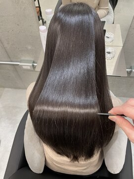 リリアン(ReLien) 酸性ストレート×髪質改善