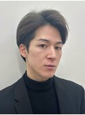 スーツ/短髪／ツーブロック/東感／モテる／黒髪／ダウンパーマ
