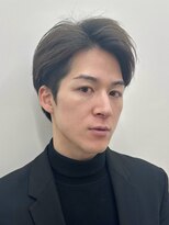 スーツ/短髪／ツーブロック/東感／モテる／黒髪／ダウンパーマ