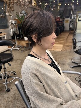 ウィークエンド(WEEKEND) スッキリショートスタイル