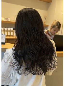 シアン 矢場町店(CYAN.) ロング×ニュアンスパーマ