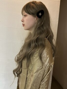 メゾンアクア 表参道(Maison ACQUA) ☆ブリーチなしダブルカラー オリーブ オリーブベージュ ボブ