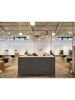 大人な雰囲気溢れるサロン“COCU”落ち着いた上質空間で、あなただけのキレイを叶えます…♪