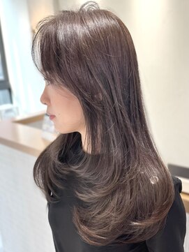 ジーナ 難波(Zina) セミロングレイヤー