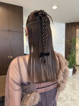 ショウビット(Show Bit) カチモリハーフアップ