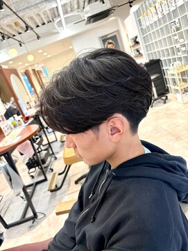 毛流れニュアンスパーマ