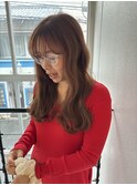 ロングヘアの波巻きスタイリング