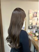 アレッタ(aletta)&nbsp;赤みを抑えたオリーブグレージュ