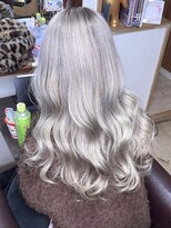 ブレイズヘアー(BLAZEhair)&nbsp;【高校卒業カラー】ホワイトミルクティグレージュ×ブリーチ２回