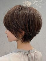 エミヲ 石川町(emiwo) ふわっと丸みショート