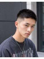 バグズ(Baguz) フェードベリーショートスキンフェードアップバング刈り上げ