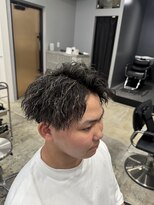サンズ 梅田(SUNS)&nbsp;縦落ち強めツイストスパイラル
