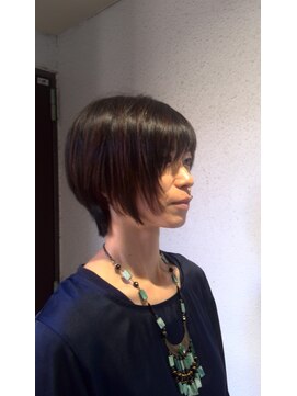 ストロボヘアー(Stro Bo hair) 大人のかわいいショート