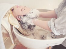 小さなサロンの雰囲気(至福のひと時。丁寧なシャンプーヘッドスパ濃密TRでゆったりと)