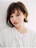 束感ショート女子力高めボブ