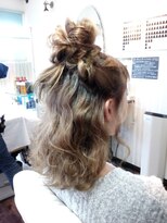 ヘアーメイク フェール(HAIR MAKE FAIRE) ハーフアップ