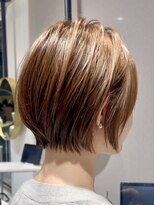 ティア(Tia.)&nbsp;(ショートヘア/丸みショート/小顔ショート/前髪/ショートボブ)