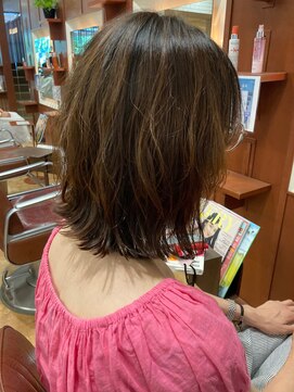 ジュール ドゥJour doux ディレクター今嶋 切りっぱなしと段差が個性