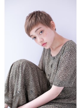 エイチバイシオミエイチ 神戸三宮(H by shiomi H) 【shiomi H】海外向けマーメイドアッシュベリーショート