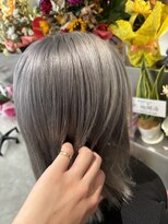 エン(en)&nbsp;シルバーカラー