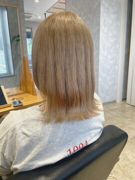 キイロ(KiiRO) ハニーベージュ/ブリーチカラー/ベージュ/ミディアム/ｗカラー