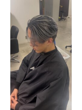 メンズサロン キング 高槻店(Men’s salon K!ng) 縮毛矯正髪質改善ハイライトレイヤーカット高槻美容室エクステ