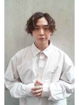 レジュアル(RESSUAL) かき上げヘア　ニュアンスマッシュ　サイドパート　ビジネス