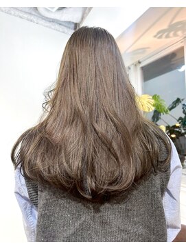 マルケ ドゥ マッシュ(MaruQuee de mashu) 透明感カラー/大阪梅田/レイヤーカット/ブリーチ/ダブルカラー