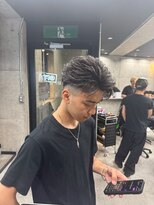 イーラ(era)&nbsp;フェザーパーマパーマ/メンズ/刈り上げ/眉毛/ツイスト