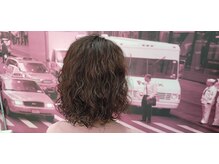 お子様もビデオを見ながら楽しく♪白髪染め/カット/カラー