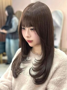 ラヴィ(Lavie) ハイライトカラーミルクティーベージュレイヤーカット