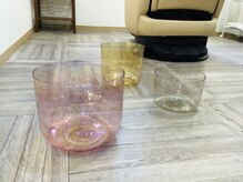 リルヘアー(Ril hair)の雰囲気（クリスタルボウルを使った癒しのスパがあります）