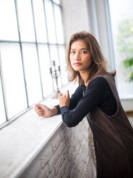 アミ 池袋(amie) トップノット無造作ウェービー