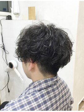 オルオル(OluOlu) メンズ　スパイラルパーマヘア