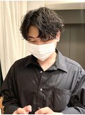 スーツにも相性抜群 メンズパーマ波巻きツイスパ