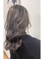 アール ヘアーアンドメイク 妻田店(R Hair&Make) ハイライト×シルキーベージュ