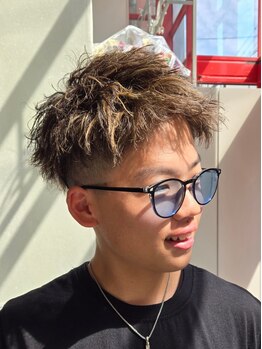 榮美容室 本店の写真/【メンズスタイル】実力派男性Stylist在籍！乾かすだけでキマる簡単Stylingにメンズファン多数☆