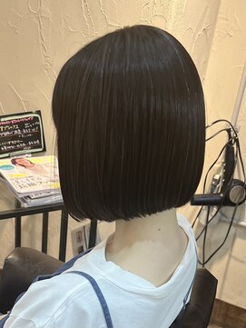 アティック(attic) ショートボブ/ボブ/ミディアム/ヘアドネーション/レイヤーカット