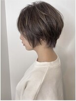 レポヘアー(Repos hair)&nbsp;20代30代40代抜け感ショートレイヤーミルクティベージュ