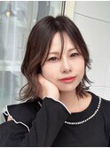 2wayバングでイメチェン！顔まわりレイヤーくびれヘアが人気◎
