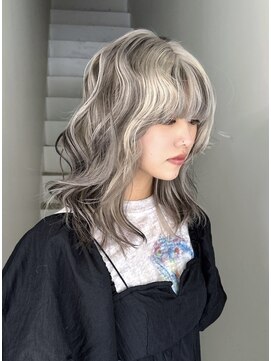 サイ(sai) 前髪/アンブレラカラー/こなれミディ/イメチェン/ウェーブパーマ