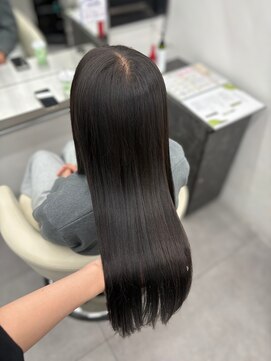 ジエクト アイロ(The Ect ilo) チャコールグレー オリーブグリーン 透明感カラー