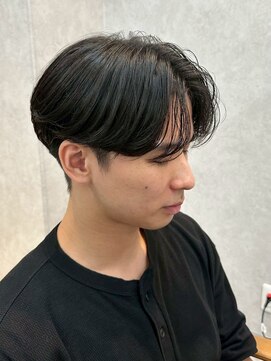 ジーナ 天神(Zina) 毛流れセンターパート(メンズカット/ダウンパーマ/ナチュラル)