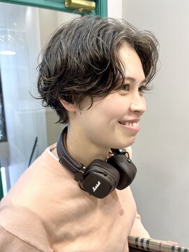 イギー(igggy) ハンサムショート ショート パーマ レイヤー ミディアム