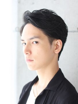 マイロ(mailo) ツーブロックアップバング×サイドパート×好感度黒髪ショート