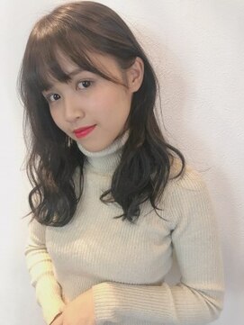 スーベニア(souvenir) 小顔に見える顔周りレイヤーミディアム