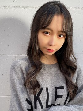 アローラ 三軒茶屋(Allora) 小顔抜け感センターパート☆韓国風オルチャンヘア！