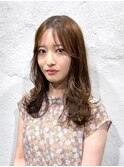 穏やかな動きで上品度UP★キレイめベージュミディ