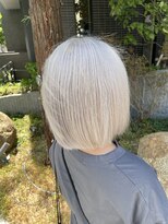 テテ(TETE)&nbsp;ホワイトカラー　心斎橋×長堀橋