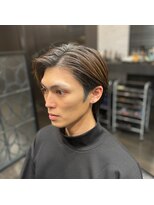 ヒロザバーバー(HIRO THE BARBER) 耳かけ×アップバング